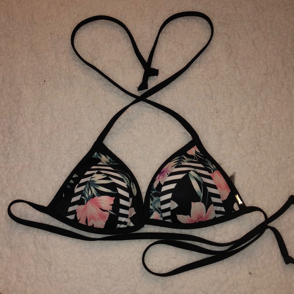 BNWOT - Pink Medium Swim Top